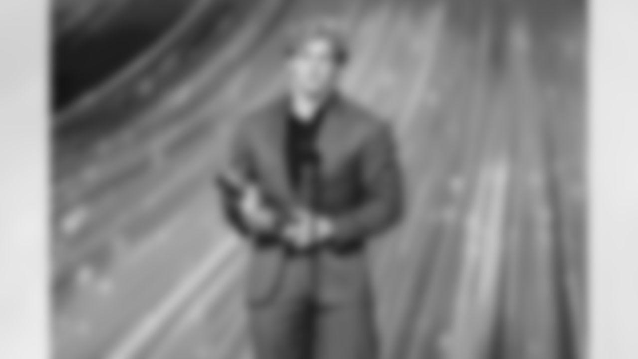 Cleveland Browns linebacker Carson Schwesinger (49) accepts the award for AP Defensive Rookie of the Year during the NFL Honors awards show on Thursday, February 5, 2026 in San Francisco, California.