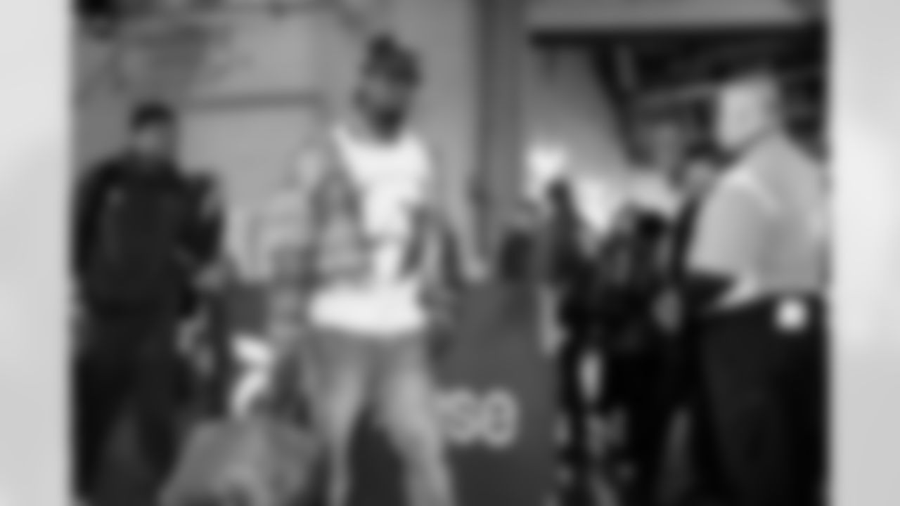 Wide receiver Jerry Jeudy (3) before a NFL football game between the Cleveland Browns and New York Jets on November 9, 2025 at MetLife Stadium.