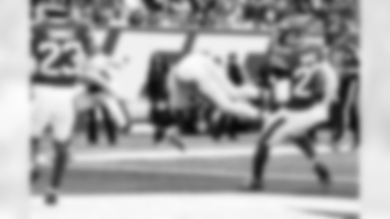 Tight end David Njoku (85) during a NFL football game between the Cleveland Browns and New York Jets on November 9, 2025 at MetLife Stadium.