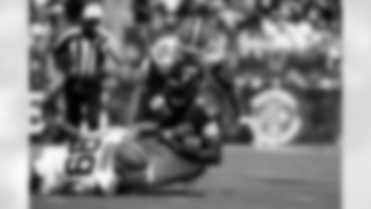 Defensive end Cameron Thomas (99) and Defensive end Myles Garrett (95) during a NFL football game between the Cleveland Browns and Baltimore Ravens on September 14, 2025 at M&T Bank Stadium. The Browns lost 17-41.