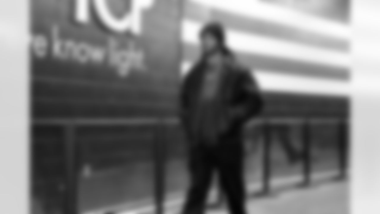 Cornerback Myles Harden (26) before a NFL football game between the San Francisco 49ers and Cleveland Browns on November 30, 2025 at Huntington Bank Field.