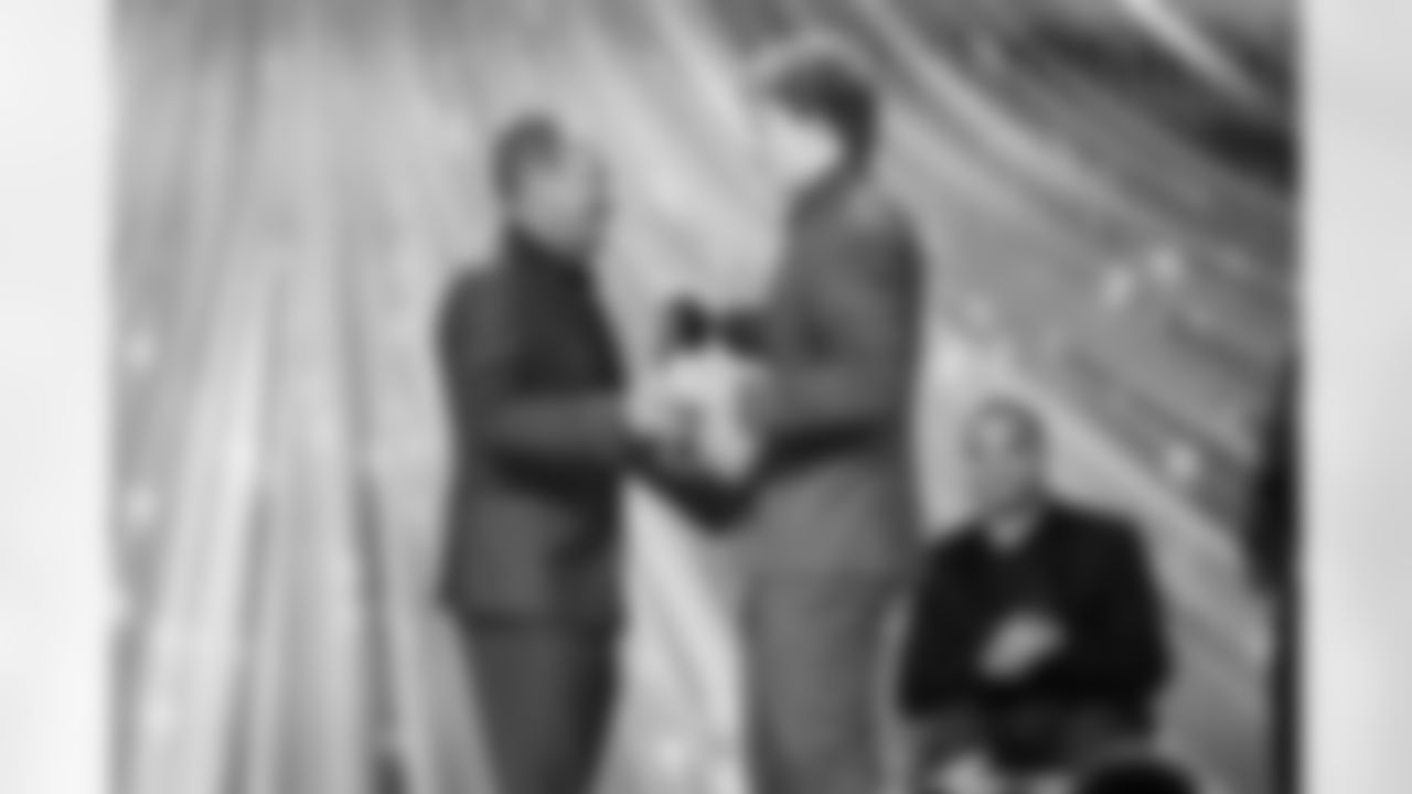 Cleveland Browns linebacker Carson Schwesinger (49) accepts the award for AP Defensive Rookie of the Year during the NFL Honors awards show on Thursday, February 5, 2026 in San Francisco, California.