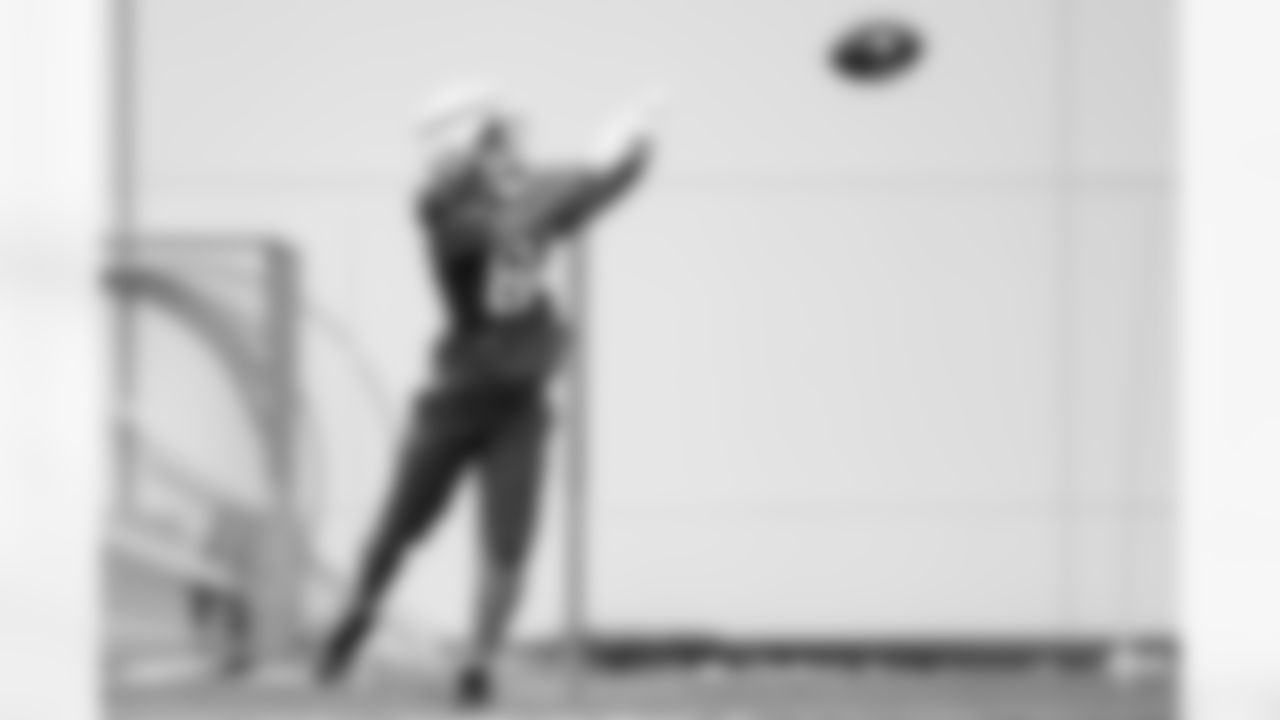 Wide receiver Gage Larvadain (84) during practice at CrossCountry Mortgage Campus on December 17, 2025.