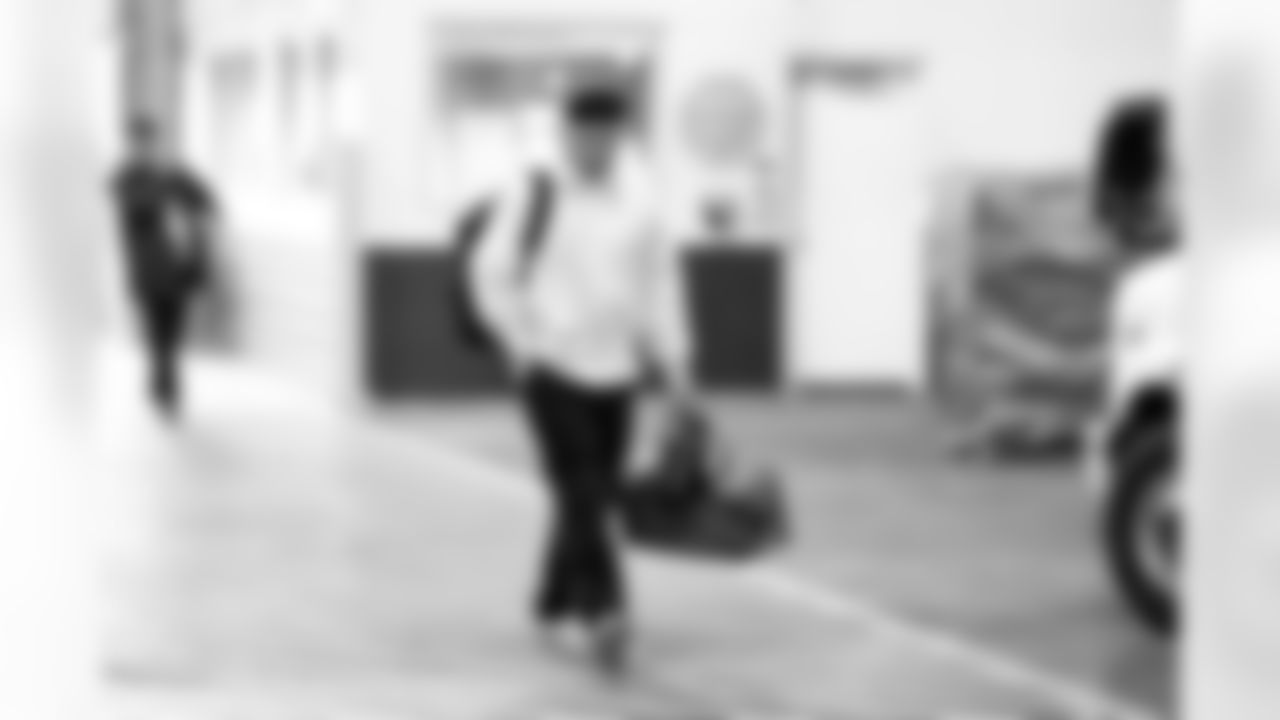 Quarterback Dillon Gabriel (8) before a NFL football game between the Cleveland Browns and Cincinnati Bengals on January 4, 2026 at Paycor Stadium.