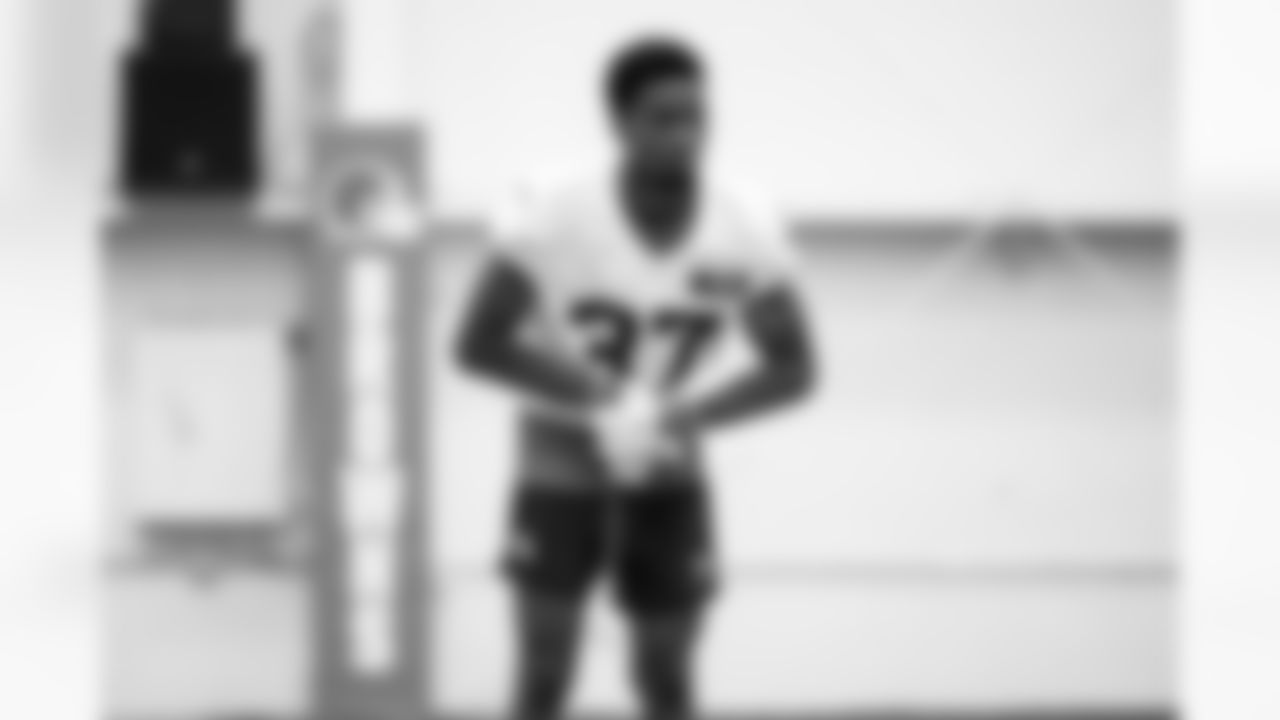 Cornerback Dom Jones (37) during fieldwork in Phase II of the offseason at CrossCountry Mortgage Campus on May 15, 2025.