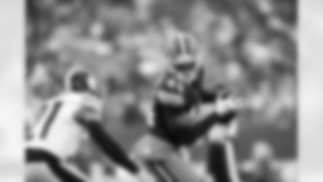 Tight end Harold Fannin Jr. (44) during a NFL football game between the Pittsburgh Steelers and Cleveland Browns on December 28, 2025 at Huntington Bank Field.