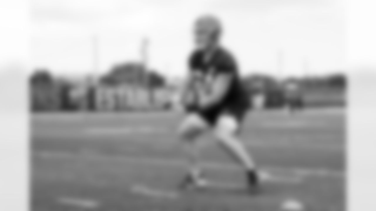 Offensive guard Brady Latham (64) during the first day of mandatory minicamp at CrossCountry Mortgage Campus on June 10, 2025.