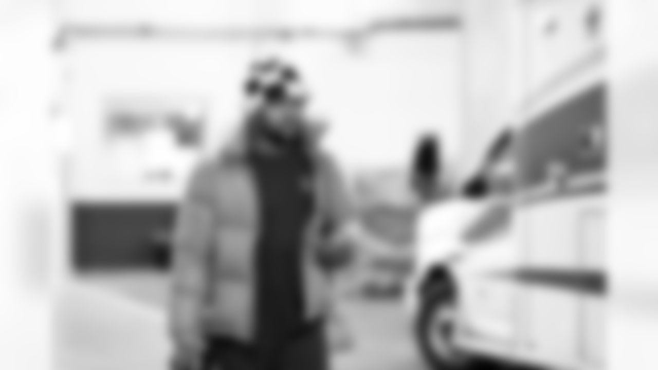 Defensive tackle Mike Hall Jr. (51) before a NFL football game between the Cleveland Browns and Cincinnati Bengals on January 4, 2026 at Paycor Stadium.