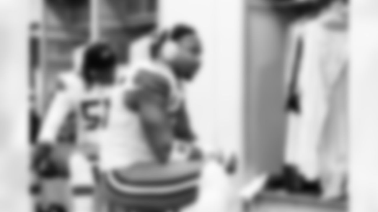 Defensive end Myles Garrett (95) before a NFL football game between the Cleveland Browns and Cincinnati Bengals on January 4, 2026 at Paycor Stadium. The Browns won 20-18.