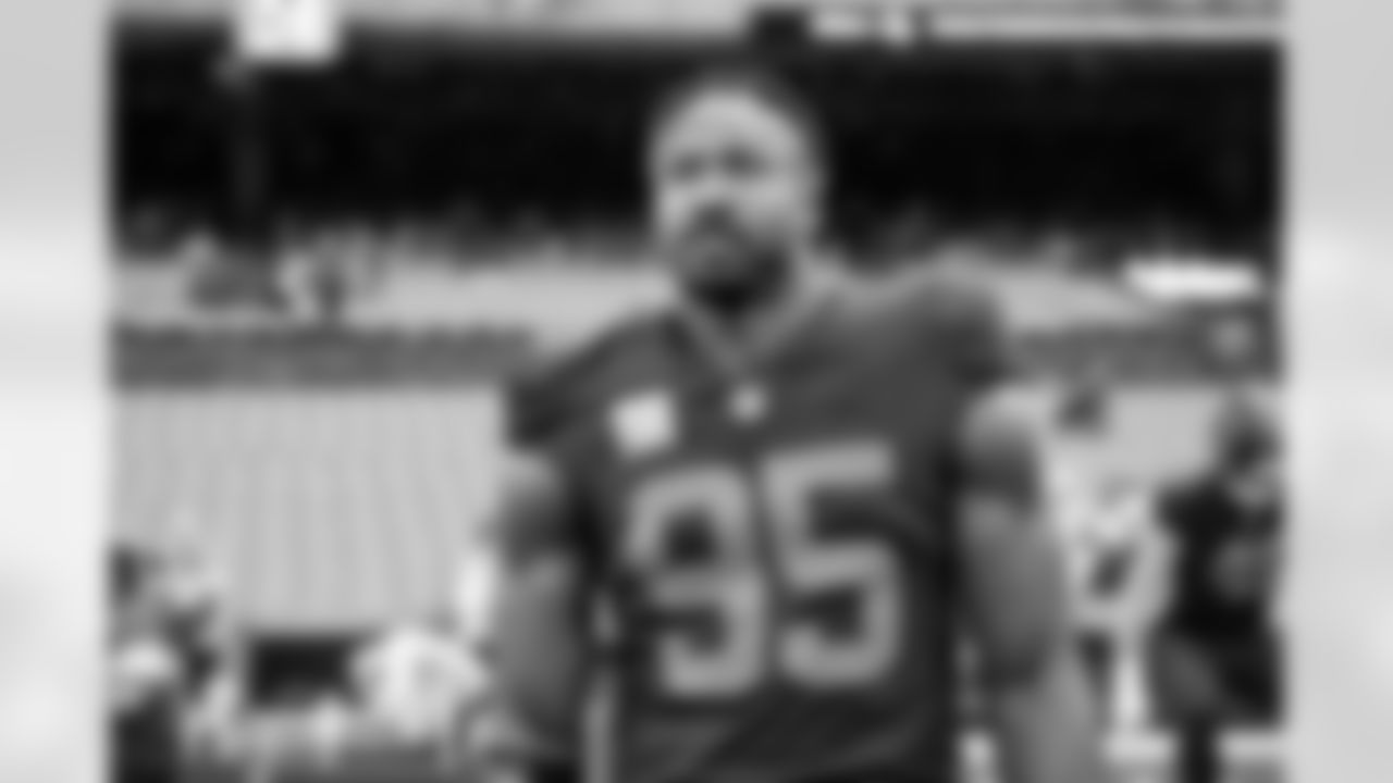 Defensive end Myles Garrett (95) before a NFL football game between the Miami Dolphins and Cleveland Browns on October 19, 2025 at Huntington Bank Field.