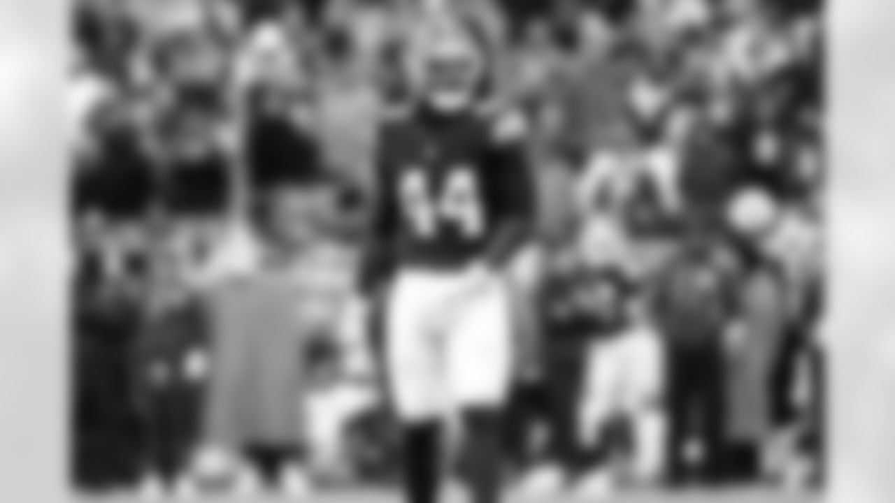 Tight end Harold Fannin Jr. (44) during a NFL football game between the San Francisco 49ers and Cleveland Browns on November 30, 2025 at Huntington Bank Field.