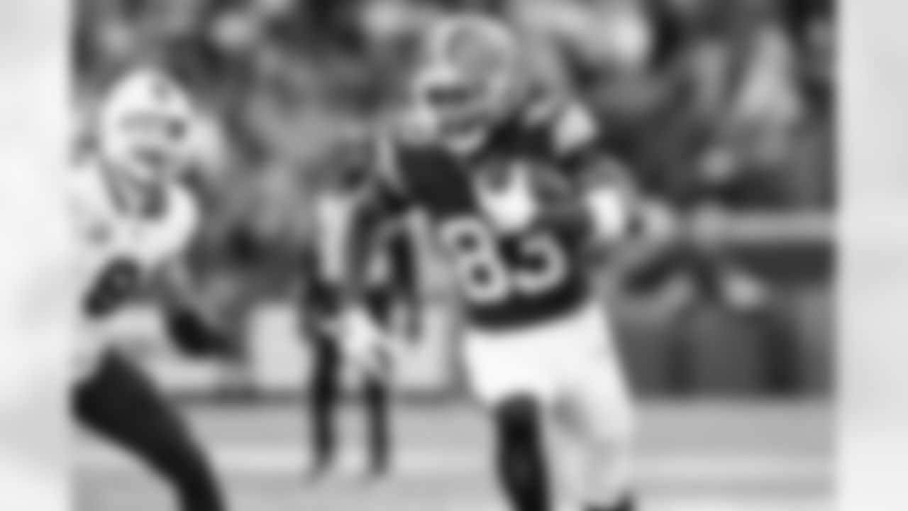 Wide receiver Malachi Corley (83)