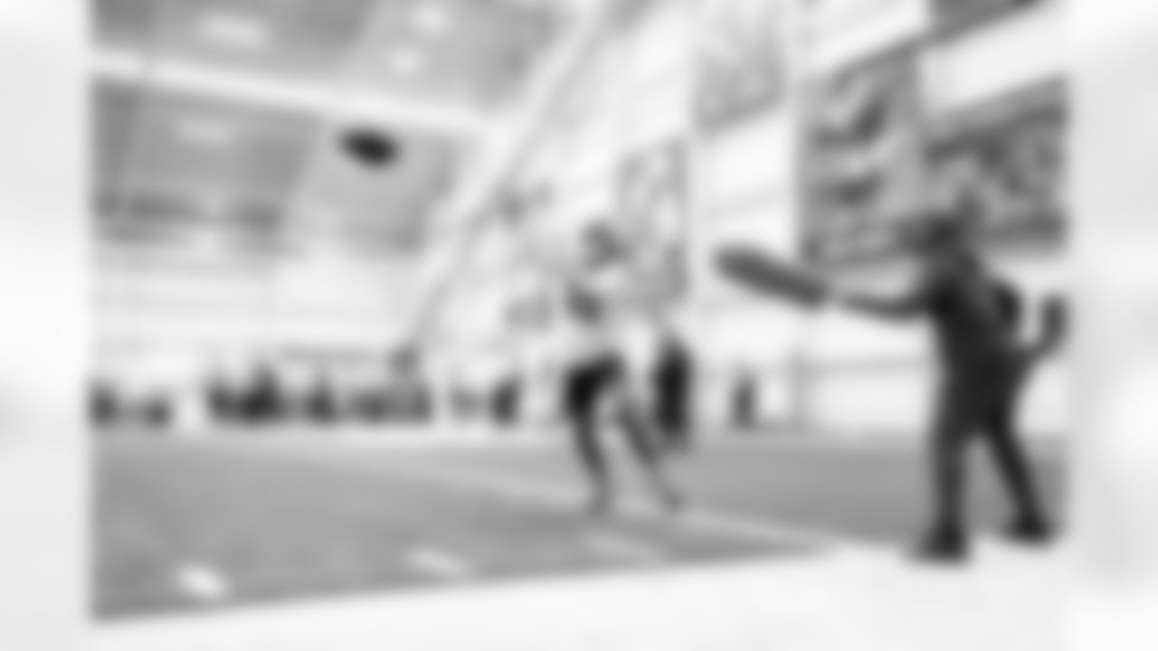 Wide receiver Kaden Davis (89) during practice at CrossCountry Mortgage Campus on December 11, 2025.