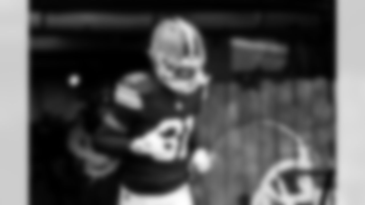 Safety Donovan McMillon (31) before a NFL football game between the San Francisco 49ers and Cleveland Browns on November 30, 2025 at Huntington Bank Field.