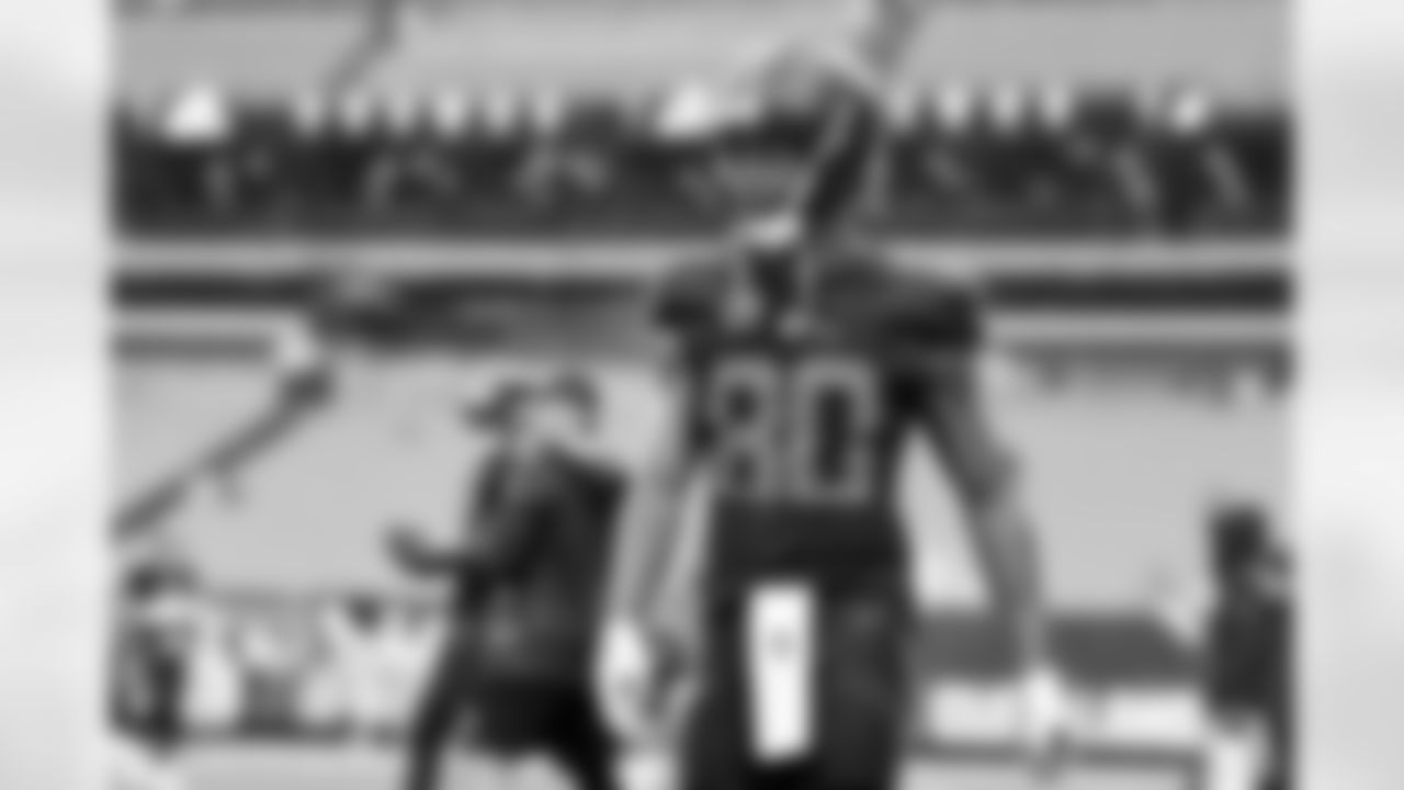Wide receiver Jamari Thrash (80) before a NFL football game between the Miami Dolphins and Cleveland Browns on October 19, 2025 at Huntington Bank Field.