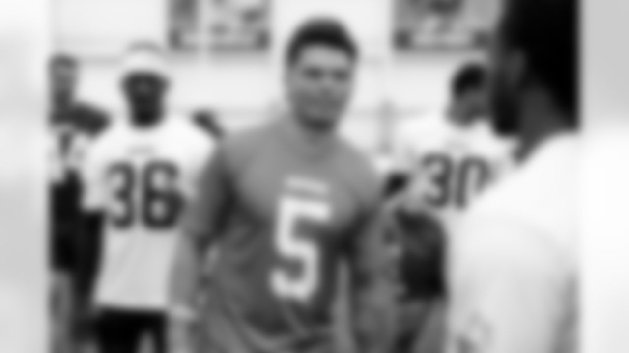 Quarterback Dillon Gabriel (5) during a workout on the first day of Rookie Minicamp at CrossCountry Mortgage Campus on May 9, 2025.