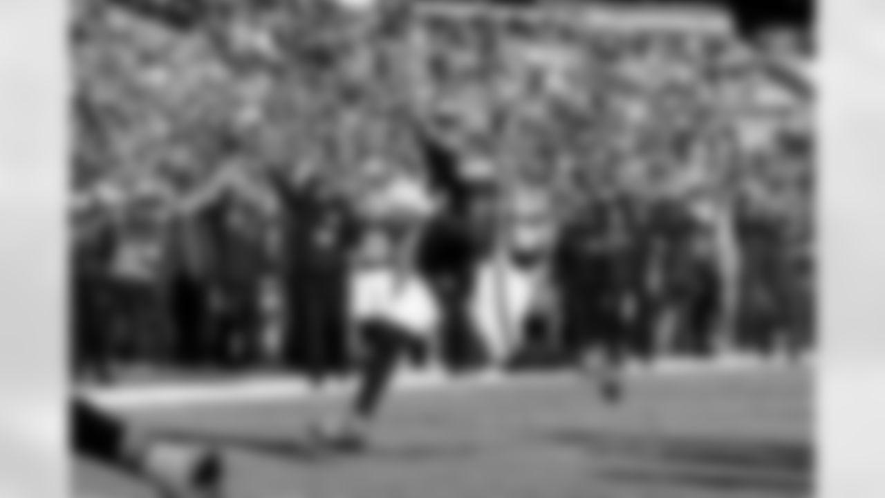 Tight end Harold Fannin Jr. (44) during a NFL football game between the Buffalo Bills and Cleveland Browns on December 21, 2025 at Huntington Bank Field. The Browns lost 20-23.