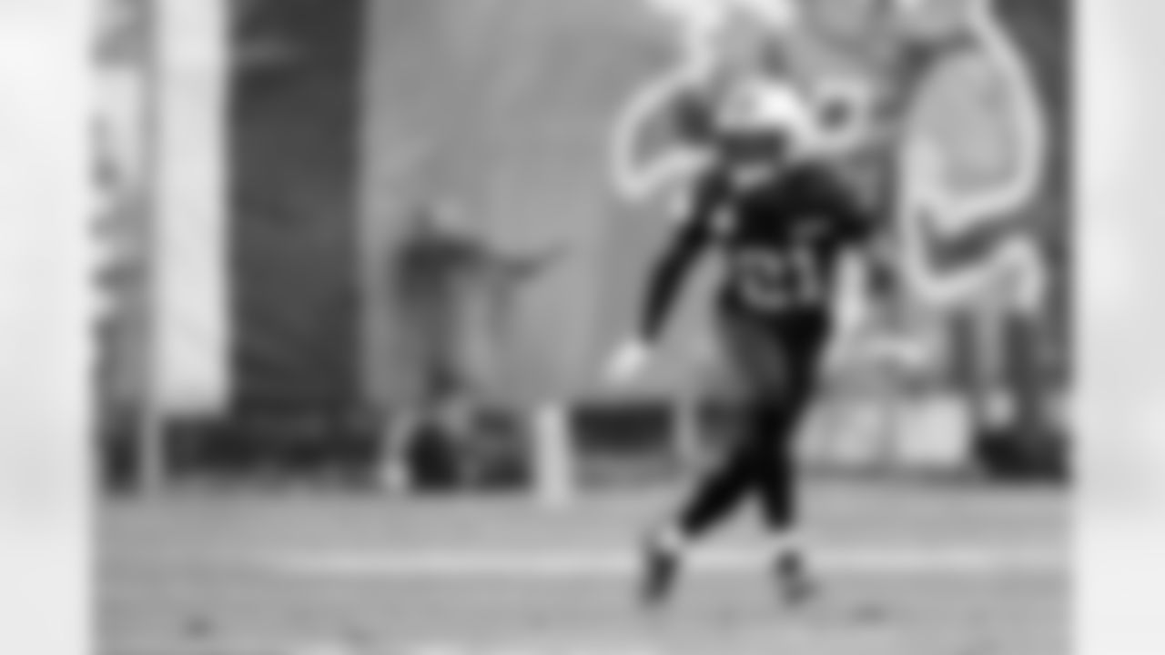 Cornerback Denzel Ward (21) during practice at CrossCountry Mortgage Campus on November 19, 2025.