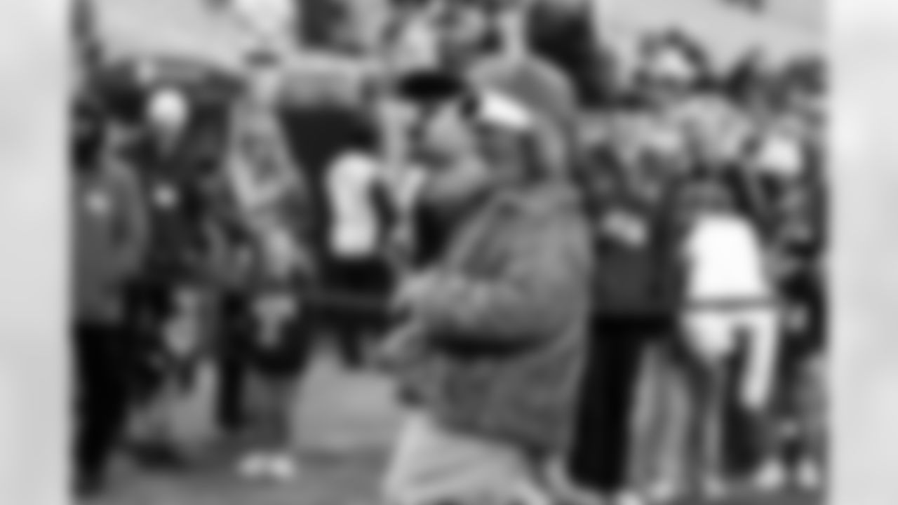 Chomps before a NFL football game between the San Francisco 49ers and Cleveland Browns on November 30, 2025 at Huntington Bank Field.