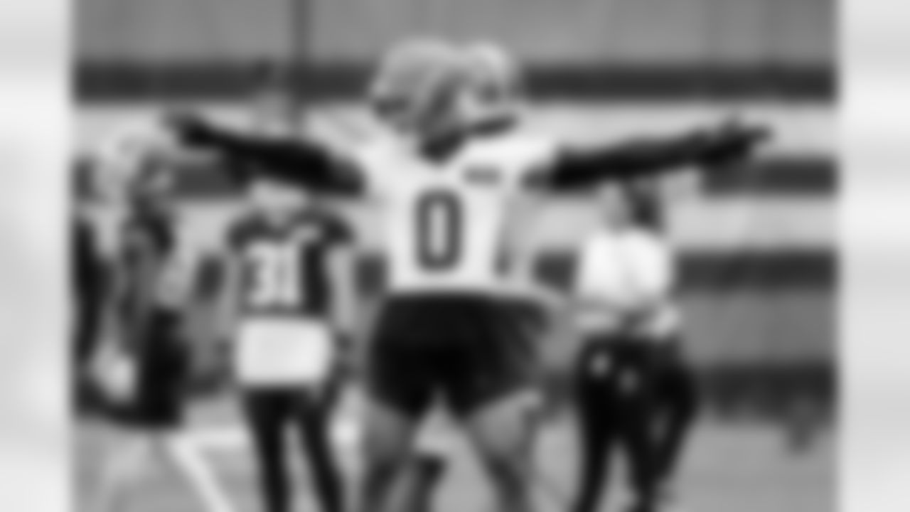 Cornerback Greg Newsome II (0) during the sixth day of OTAs at CrossCountry Mortgage Campus on June 6, 2025.