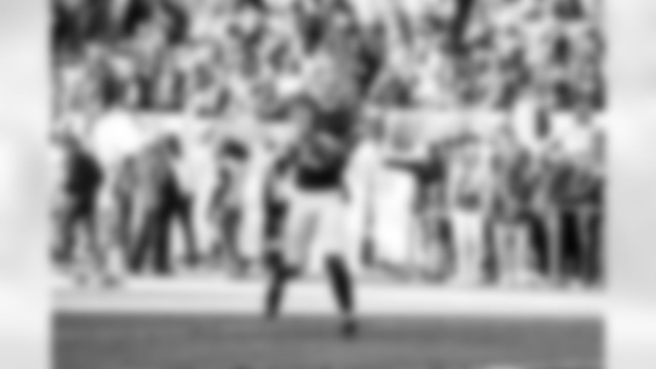 Wide receiver Cedric Tillman (19) before a NFL football game between the Buffalo Bills and Cleveland Browns on December 21, 2025 at Huntington Bank Field.