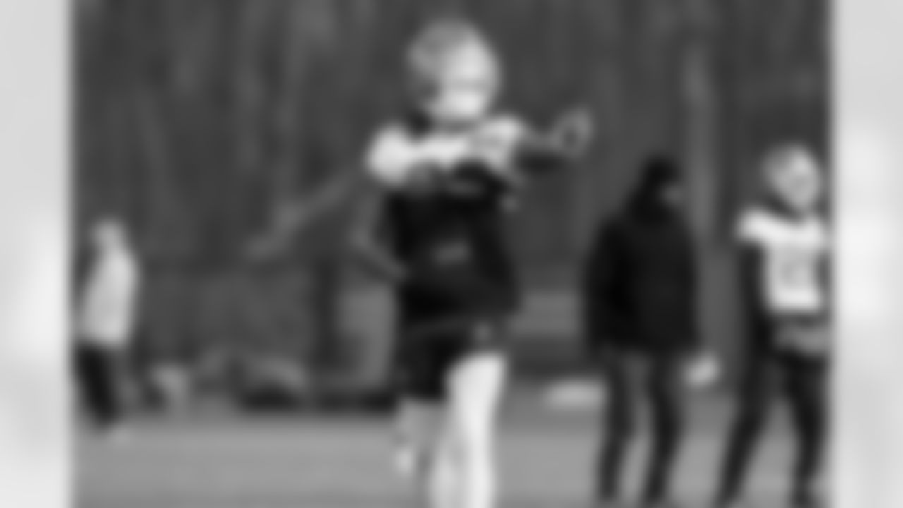 Safety Ronnie Hickman Jr. (33) during practice at CrossCountry Mortgage Campus on December 24, 2025.