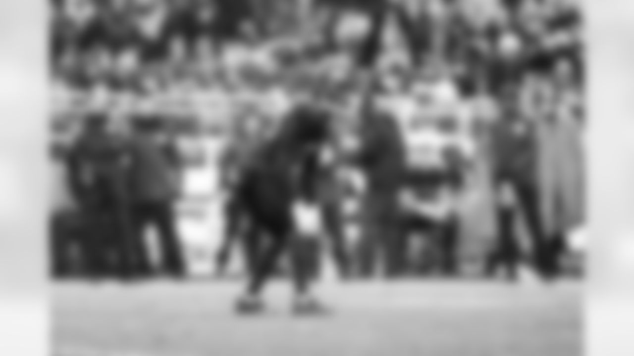 Cornerback Myles Harden (26) during a NFL football game between the Tennessee Titans and Cleveland Browns on December 7, 2025 at Huntington Bank Field.