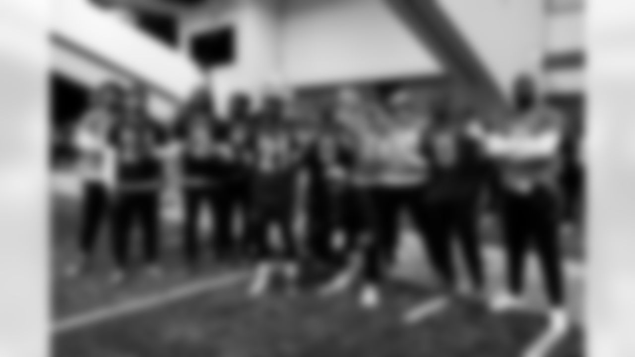 Houston Texans cornerback Derek Stingley Jr. (24), safety Calen Bullock (2) and cornerback Kamari Lassiter (4), Cleveland Browns cornerback Denzel Ward (21), Houston Texans linebacker Azeez Al-Shaair (0), Denver Broncos defensive end Zach Allen (99), cornerback Pat Surtain II (2) and linebacker Nik Bonitto (15) and Baltimore Ravens inside linebacker Roquan Smith (0) pose for a photo prior to the 2026 Pro Bowl Game on Tuesday, February 3, 2026 in San Francisco, California. (Alika Jenner/NFL)