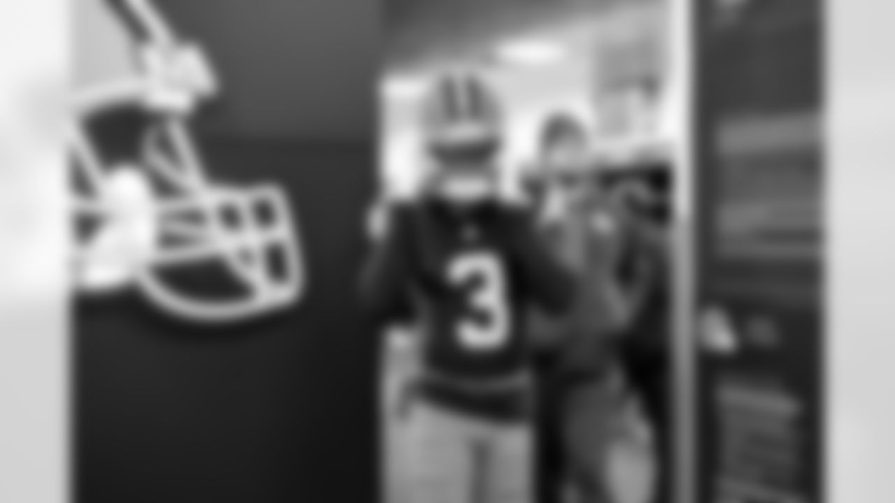 Wide receiver Jerry Jeudy (3) before a NFL football game between the Baltimore Ravens and Cleveland Browns on November 16, 2025 at Huntington Bank Field.