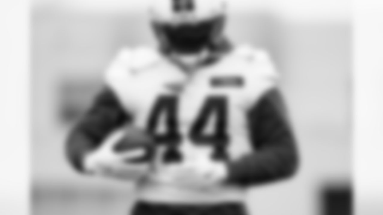 Tight end Harold Fannin Jr. (44) during practice at CrossCountry Mortgage Campus on November 20, 2025.