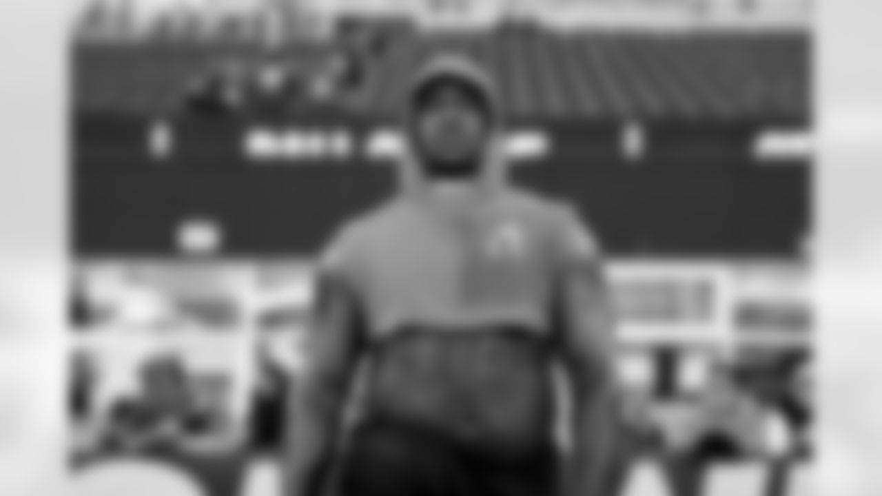 Defensive tackle Mike Hall Jr. (51) before a NFL football game between the Cleveland Browns and New England Patriots on October 26, 2025 at Gillette Stadium.