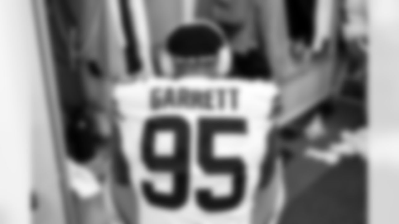 Defensive end Myles Garrett (95) before a NFL football game between the Cleveland Browns and Cincinnati Bengals on January 4, 2026 at Paycor Stadium.