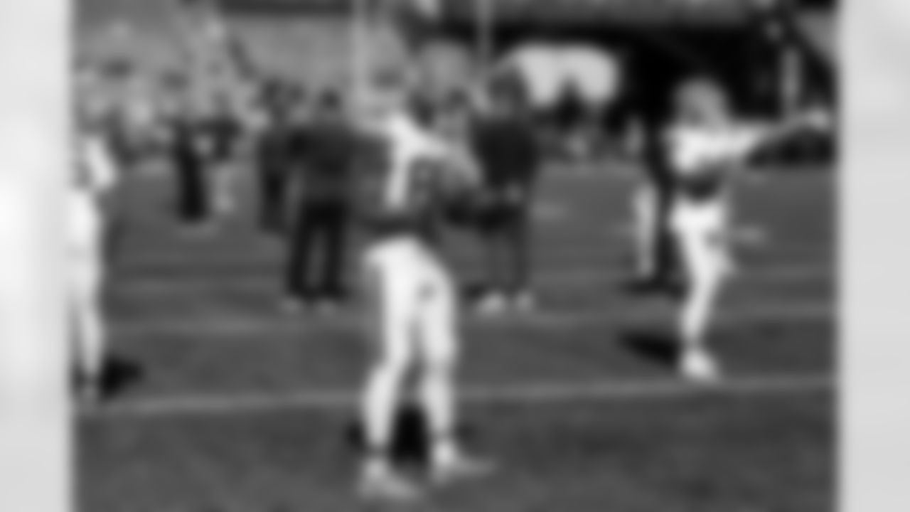 Wide receiver Jamari Thrash (80) before a NFL football game between the Cleveland Browns and New England Patriots on October 26, 2025 at Gillette Stadium.
