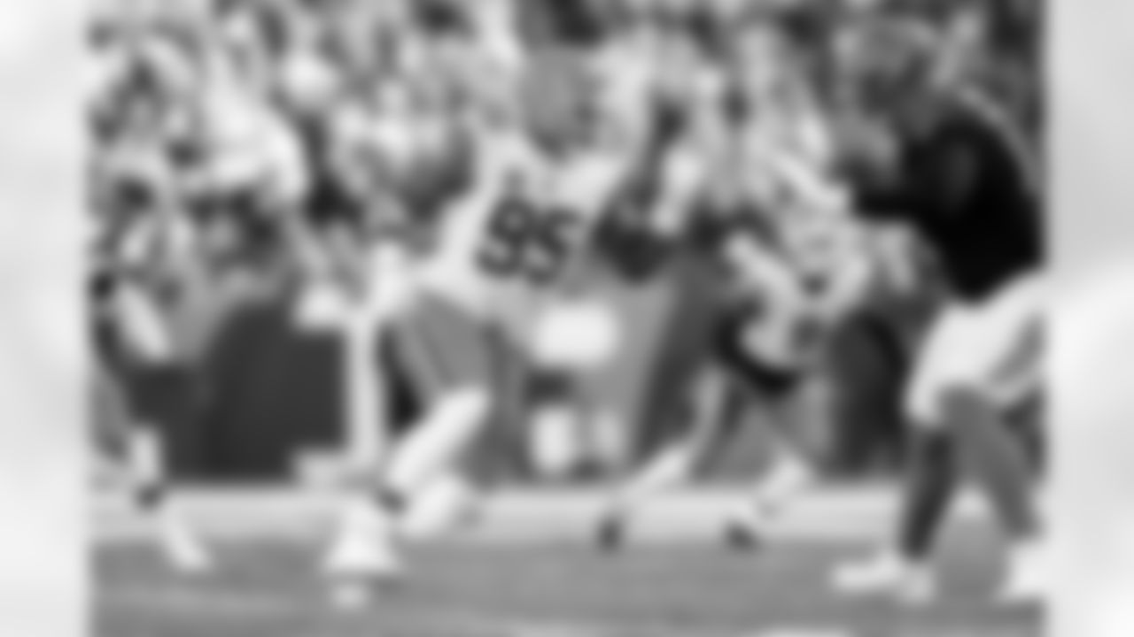 Defensive end Myles Garrett (95) during a NFL football game between the Cleveland Browns and Cincinnati Bengals on January 4, 2026 at Paycor Stadium.