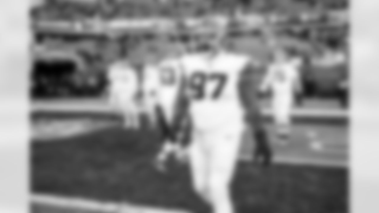 Defensive tackle Maurice Hurst II (97) before a NFL football game between the Cleveland Browns and Chicago Bears on December 14, 2025 at Soldier Field.