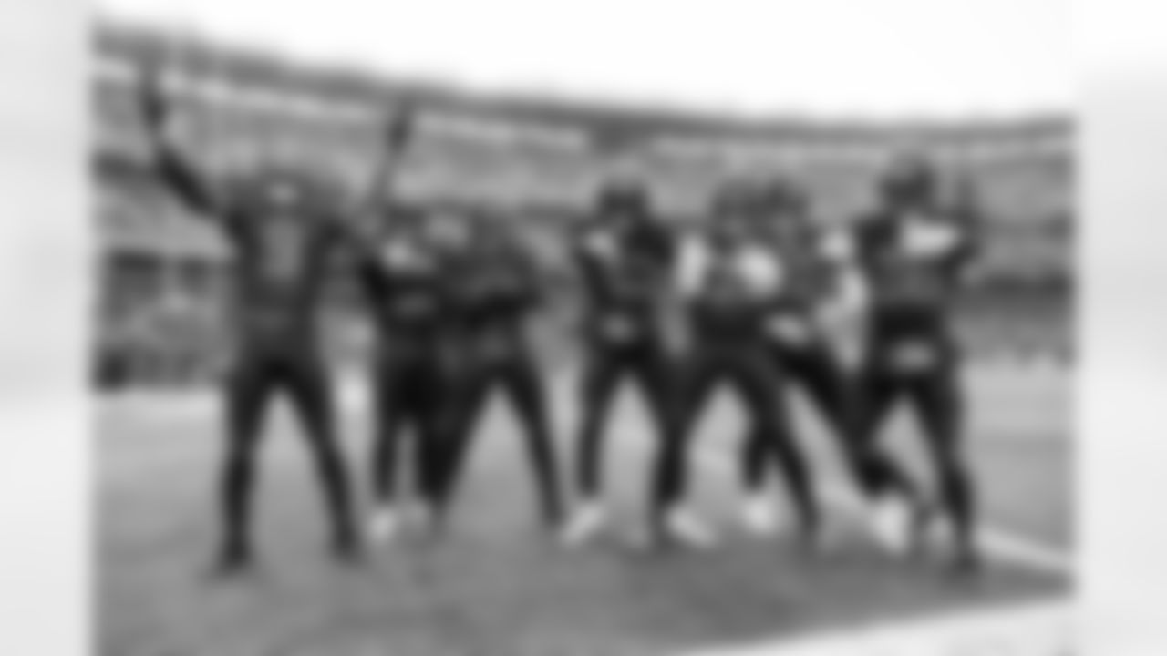 Linebacker Devin Bush (30) and the defense during a NFL football game between the Tennessee Titans and Cleveland Browns on December 7, 2025 at Huntington Bank Field. The Browns lost 29-31.