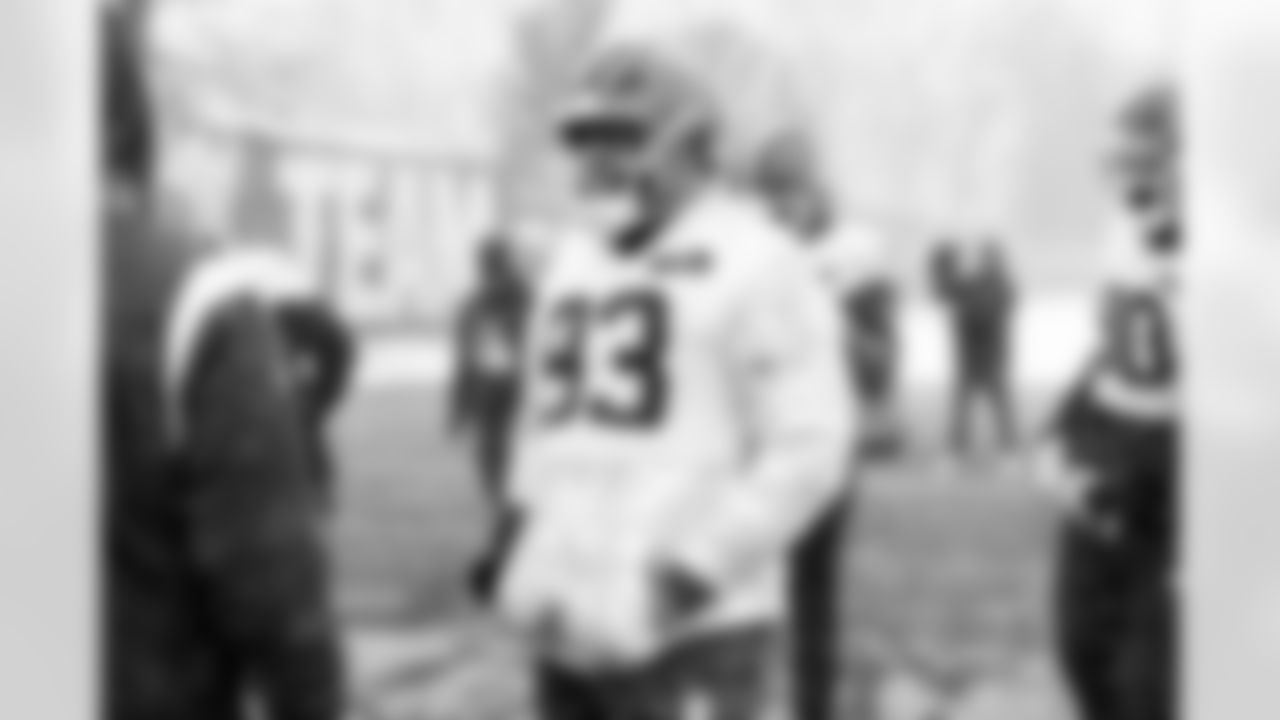 Defensive tackle Shelby Harris (93) during practice at CrossCountry Mortgage Campus on November 28, 2025.