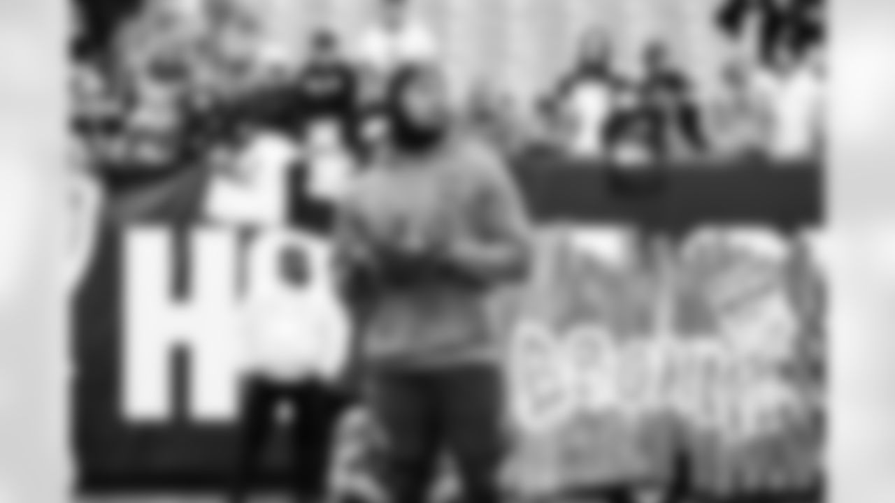 Wide receiver Isaiah Bond (16) before a NFL football game between the Baltimore Ravens and Cleveland Browns on November 16, 2025 at Huntington Bank Field.