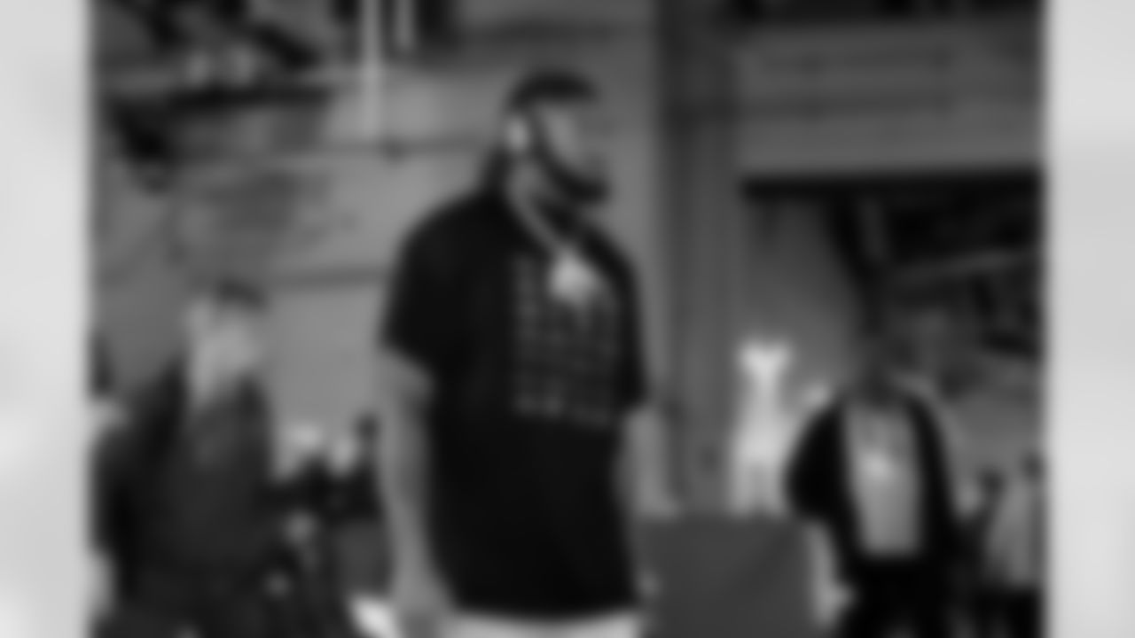 Defensive end Alex Wright (91) before a NFL football game between the Cleveland Browns and New York Jets on November 9, 2025 at MetLife Stadium.