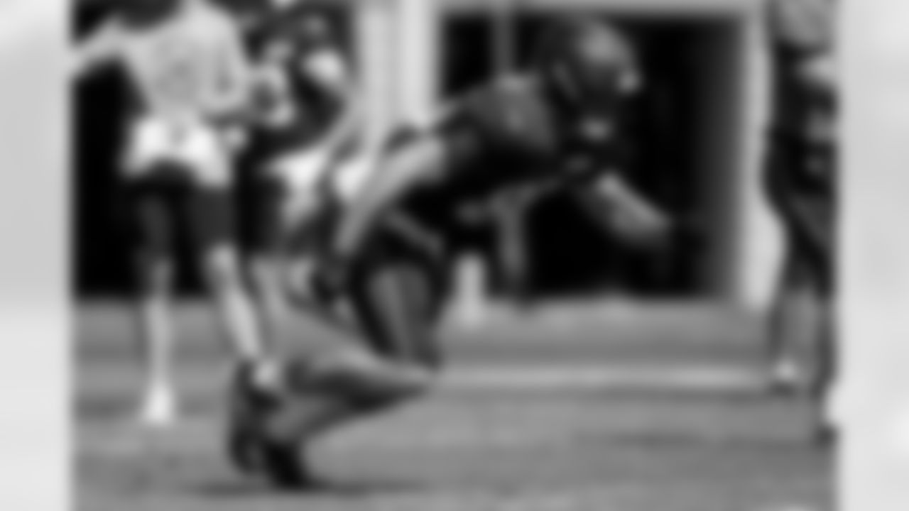 Tight end Blake Whiteheart (86) during practice at CrossCountry Mortgage Campus on September 17, 2025.