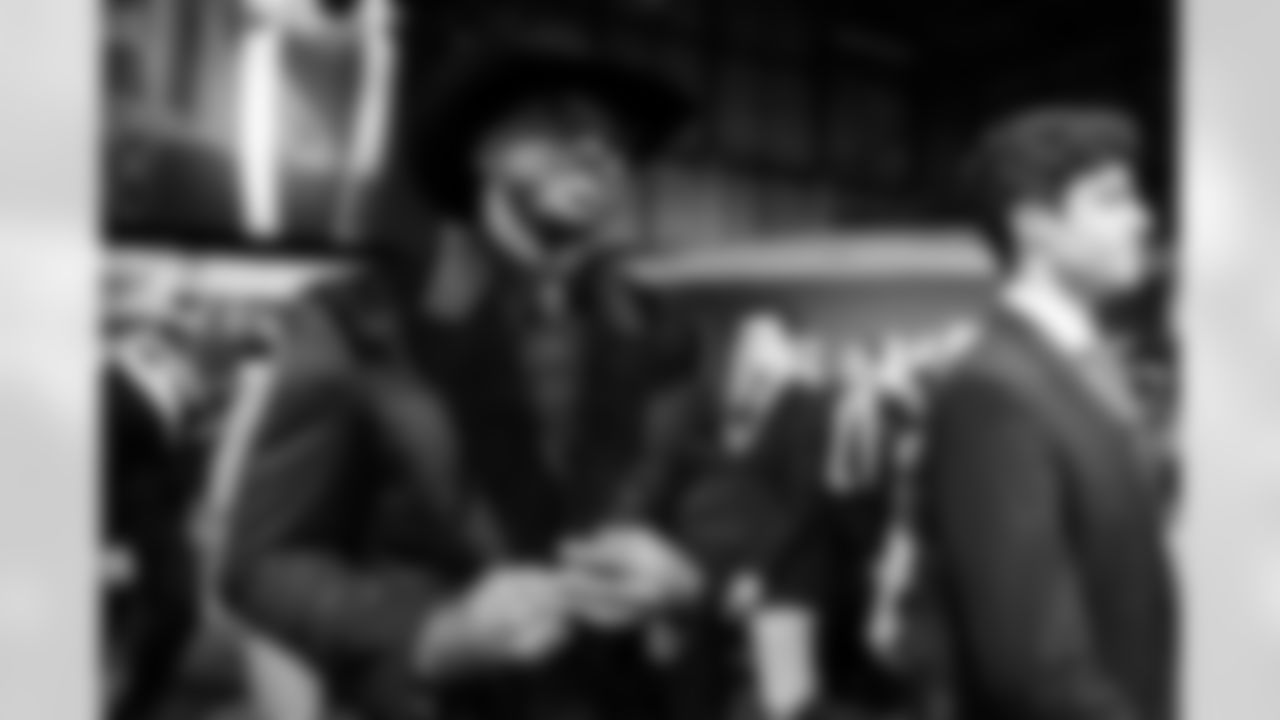 Cleveland Browns defensive end Myles Garrett (95) walks  on the red carpet prior to the NFL Honors awards show on Thursday, February 5, 2026 in San Francisco, California.