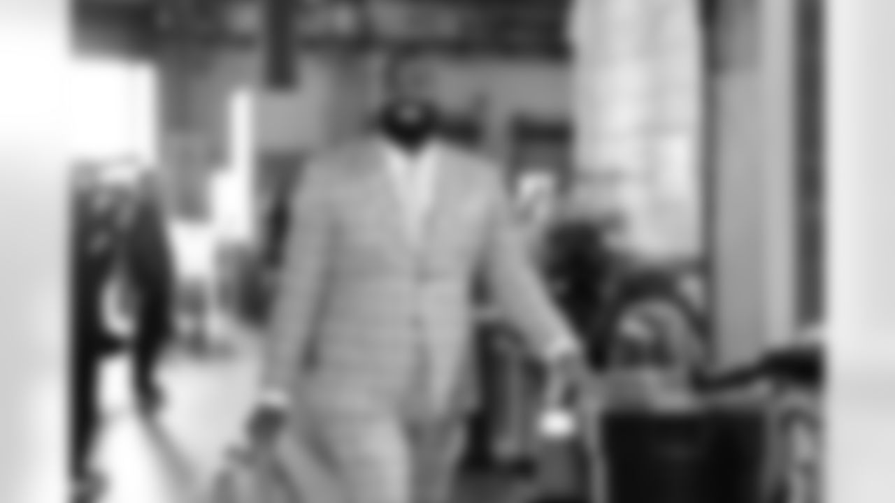 Tight end Blake Whiteheart (86) before a NFL football game between the Cleveland Browns and New York Jets on November 9, 2025 at MetLife Stadium.