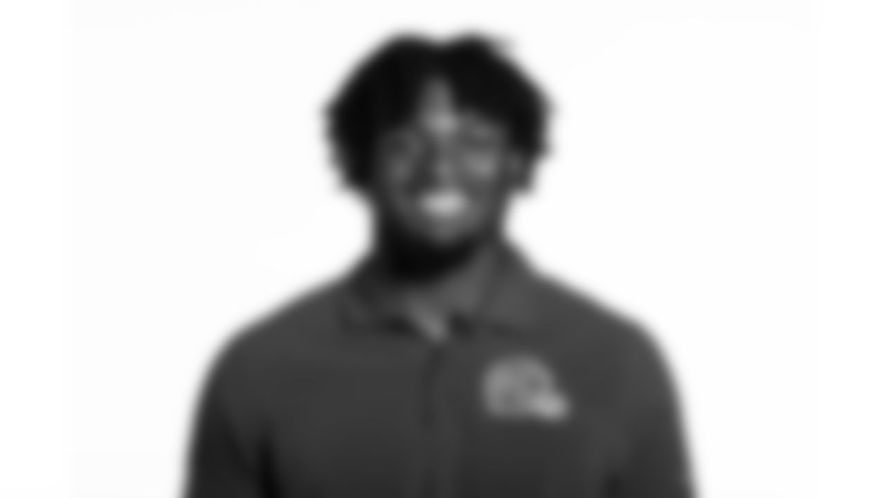 Browns third round pick Harold Fannin Jr. poses for a photo at CrossCountry Mortgage Campus during day three of the 2025 NFL Draft on April 26, 2025.