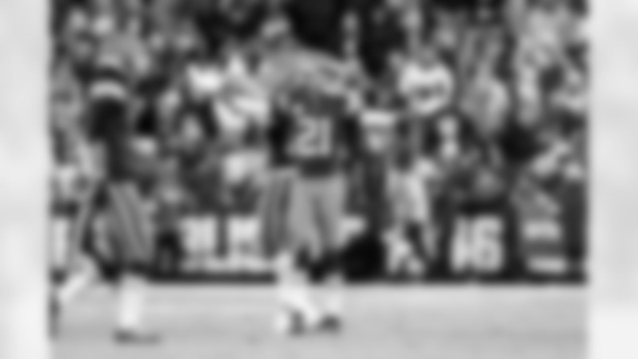 Safety Ronnie Hickman Jr. (33) and Cornerback Denzel Ward (21) during a NFL football game between the Baltimore Ravens and Cleveland Browns on November 16, 2025 at Huntington Bank Field. The Browns lost 16-23.