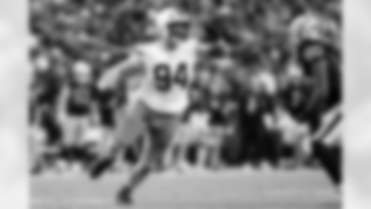 Defensive tackle Mason Graham (94) during a NFL football game between the Cleveland Browns and Las Vegas Raiders on November 23, 2025 at Allegiant Stadium. The Browns won 24-10.