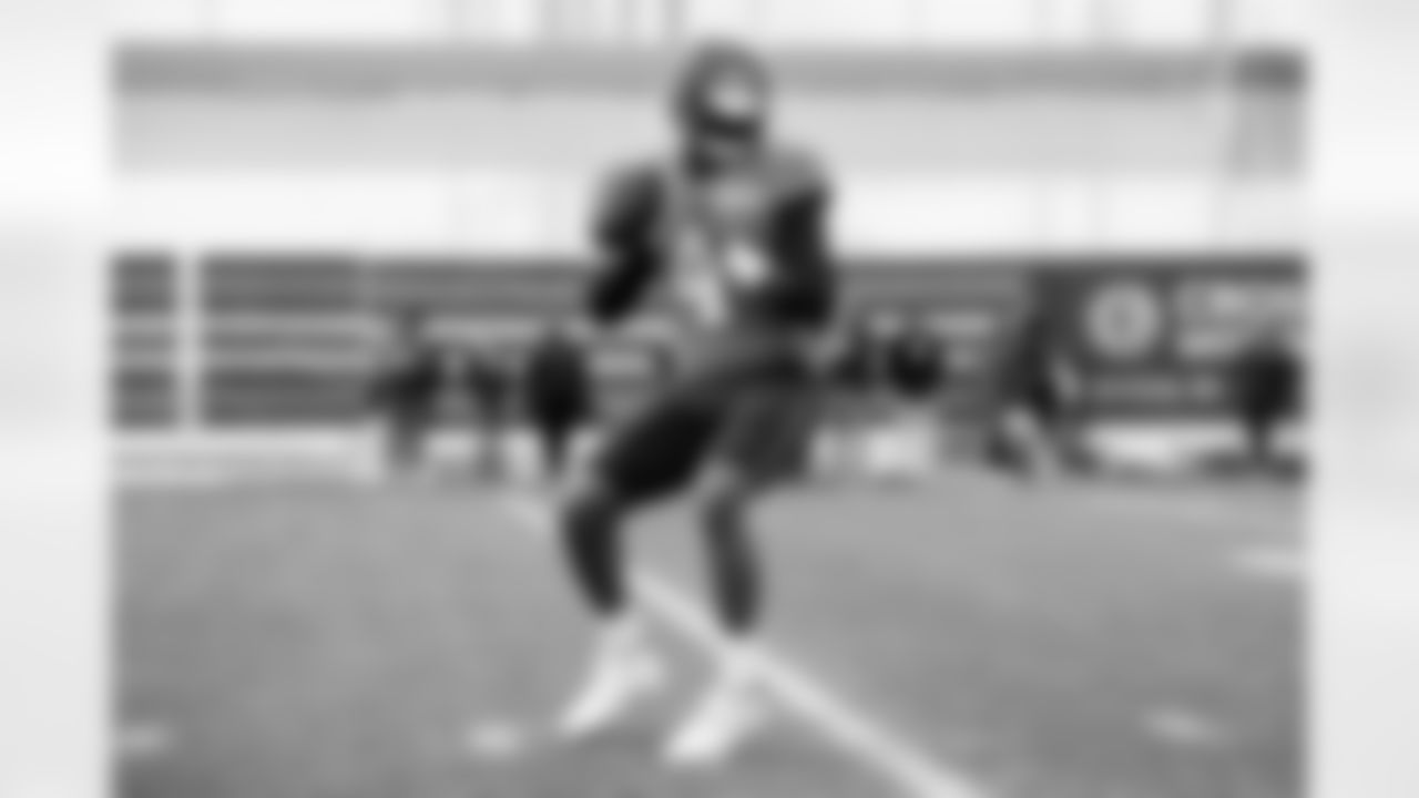 Quarterback Deshaun Watson (4) during practice at CrossCountry Mortgage Campus on December 3, 2025.