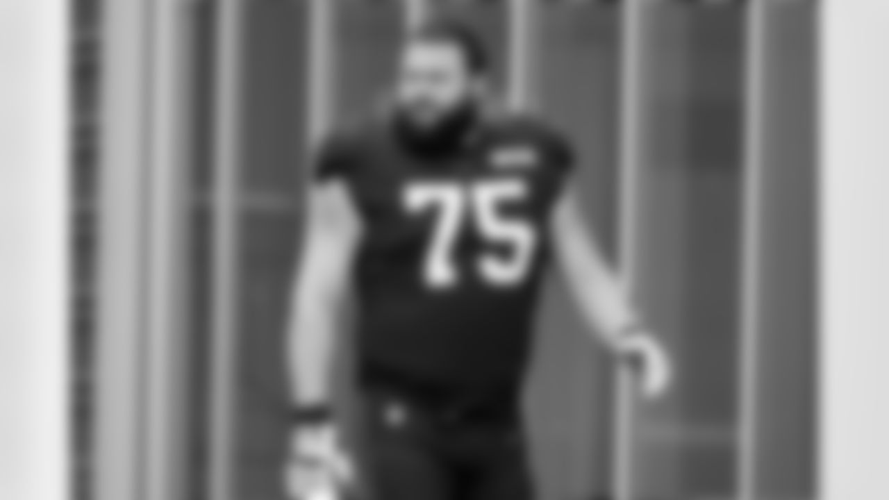Offensive guard Joel Bitonio (75) during practice at CrossCountry Mortgage Campus on October 15, 2025.
