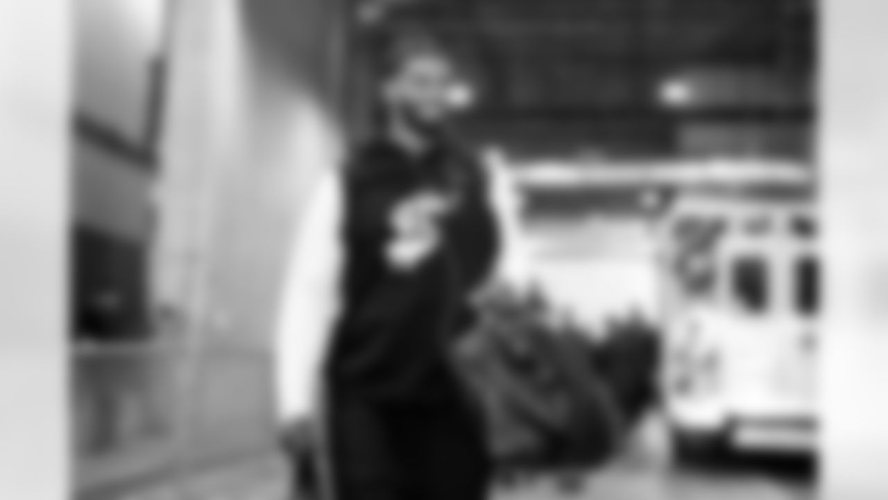 Quarterback Shedeur Sanders (12) before a NFL football game between the Cleveland Browns and Cincinnati Bengals on January 4, 2026 at Paycor Stadium.