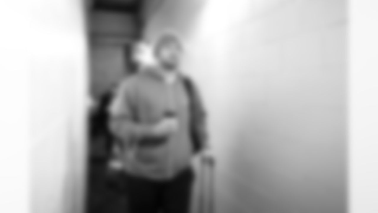 Tight end Brenden Bates (82) before a NFL football game between the Cleveland Browns and Chicago Bears on December 14, 2025 at Soldier Field.