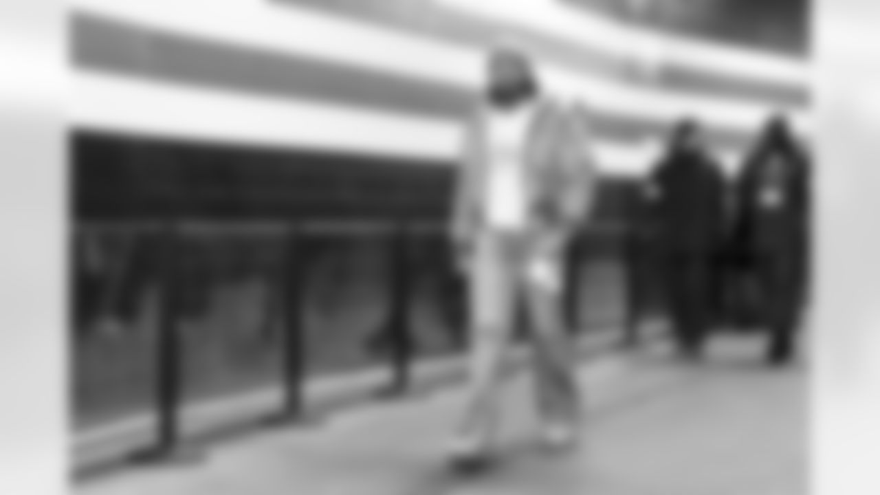 Safety Ronnie Hickman Jr. (33) before a NFL football game between the San Francisco 49ers and Cleveland Browns on November 30, 2025 at Huntington Bank Field.